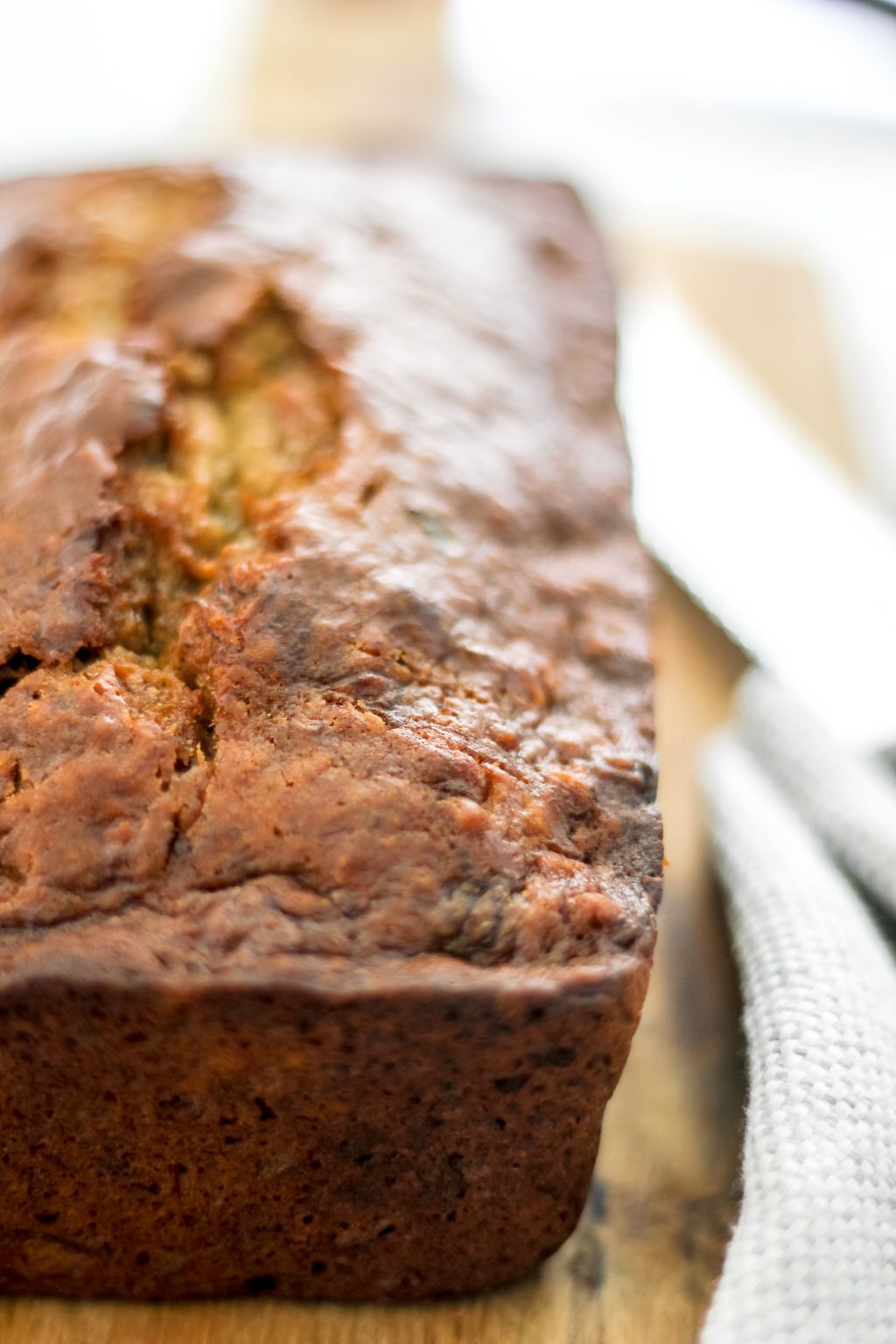 Easy Classic Banana Bread With Recipe Video - The Seasoned Skillet