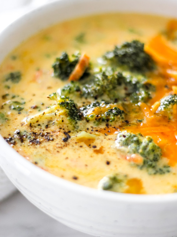 Broccoli Cheddar Soup_Featured Image