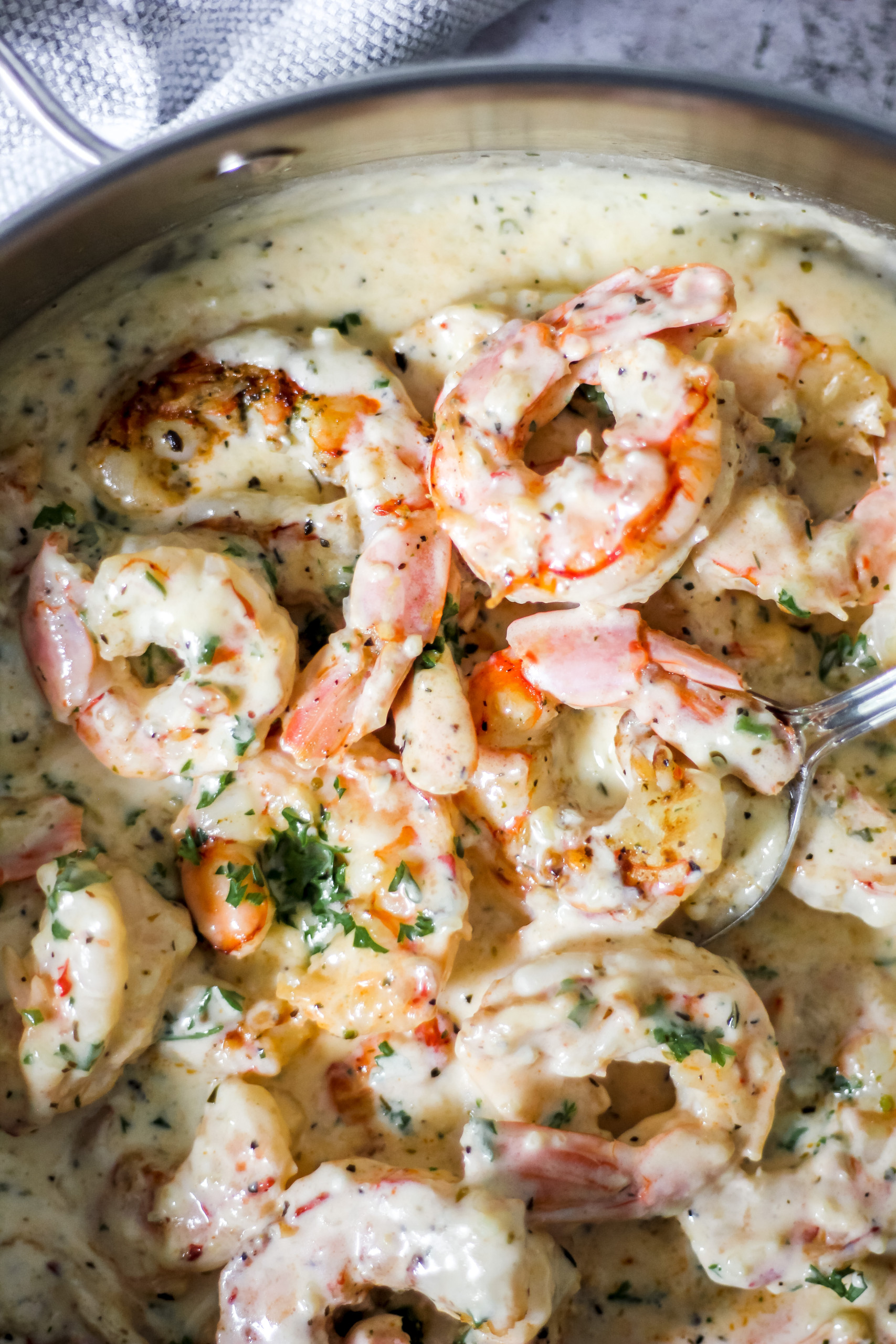 https://seasonedskilletblog.com/wp-content/uploads/2021/06/Creamy-Garlic-Parmesan-Shrimp-Low-CarbKeto-Friendly_V-scaled.jpg