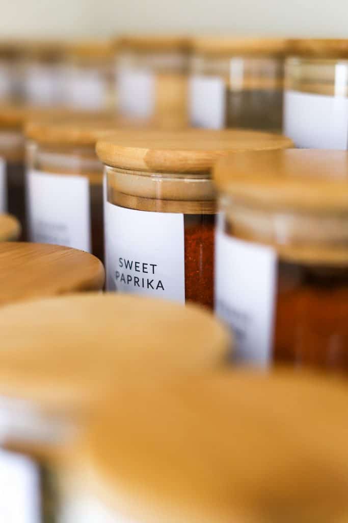 Glass Spice Containers with Bamboo Lids_Sweet Paprika