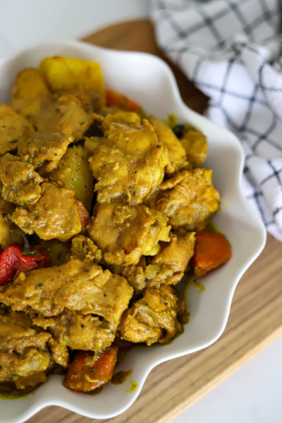 Jamaican Curry Chicken - The Seasoned Skillet