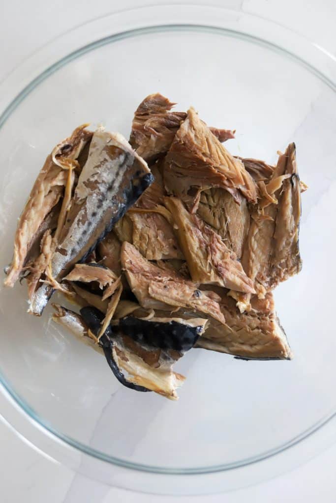 salt mackerel after being soaked and boiled.