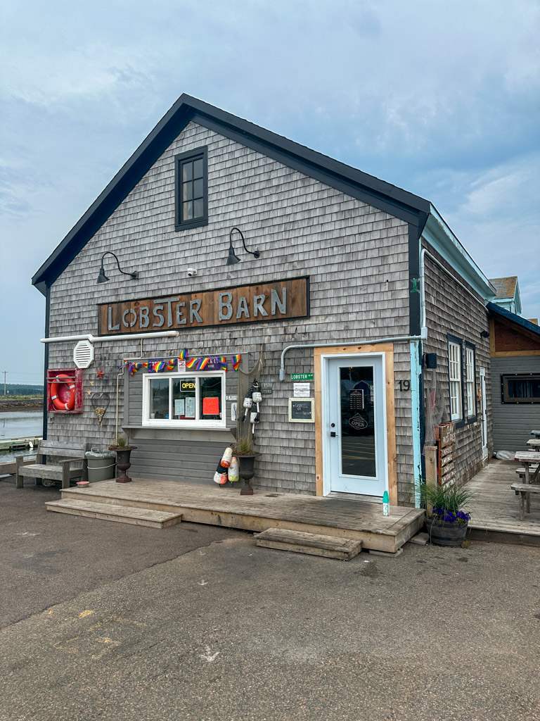 lobster barn.